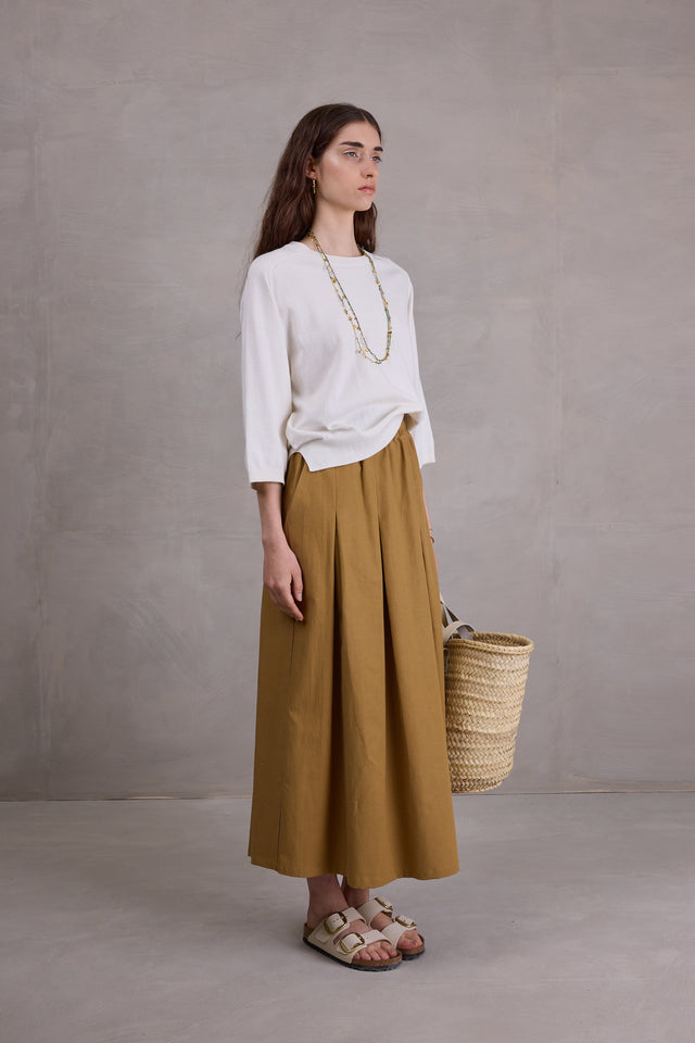 Nathalie Vleeschouwer Fieke Rok In Mustard