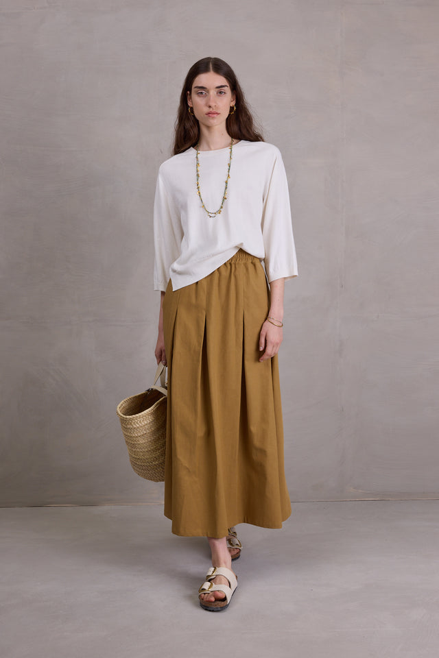 Nathalie Vleeschouwer Fieke Rok In Mustard