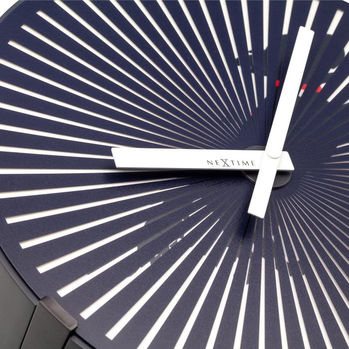 Nextime Wandklok - 30 5 Cm - Moving Running Dog