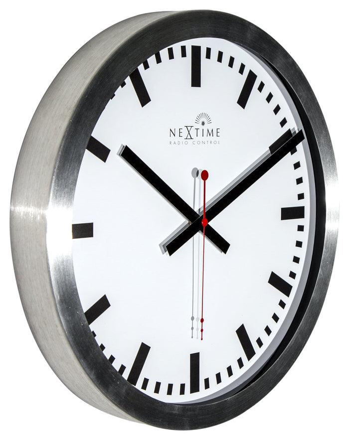 Nextime Wandklok - 35 Cm - Aluminium - "Station Radio Controlled (DCF) Stripe"
