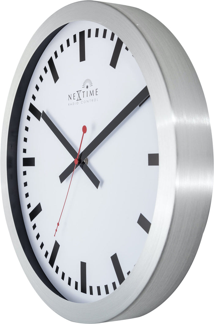Nextime Wandklok - 35 Cm - Aluminium - "Station Radio Controlled (DCF) Stripe"