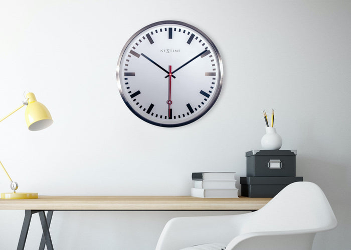 Nextime Wandklok - 55 Cm - Aluminium - 'Super Station Stripe'