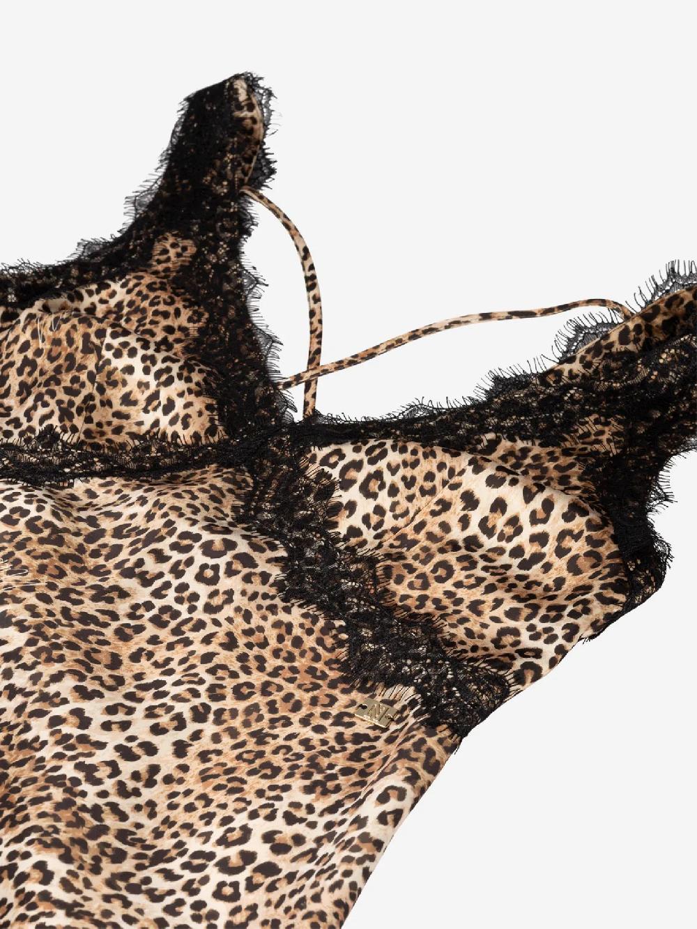 Nikkie Lange Satijnlook Jurk Met Luipaardprint En Kanten Details