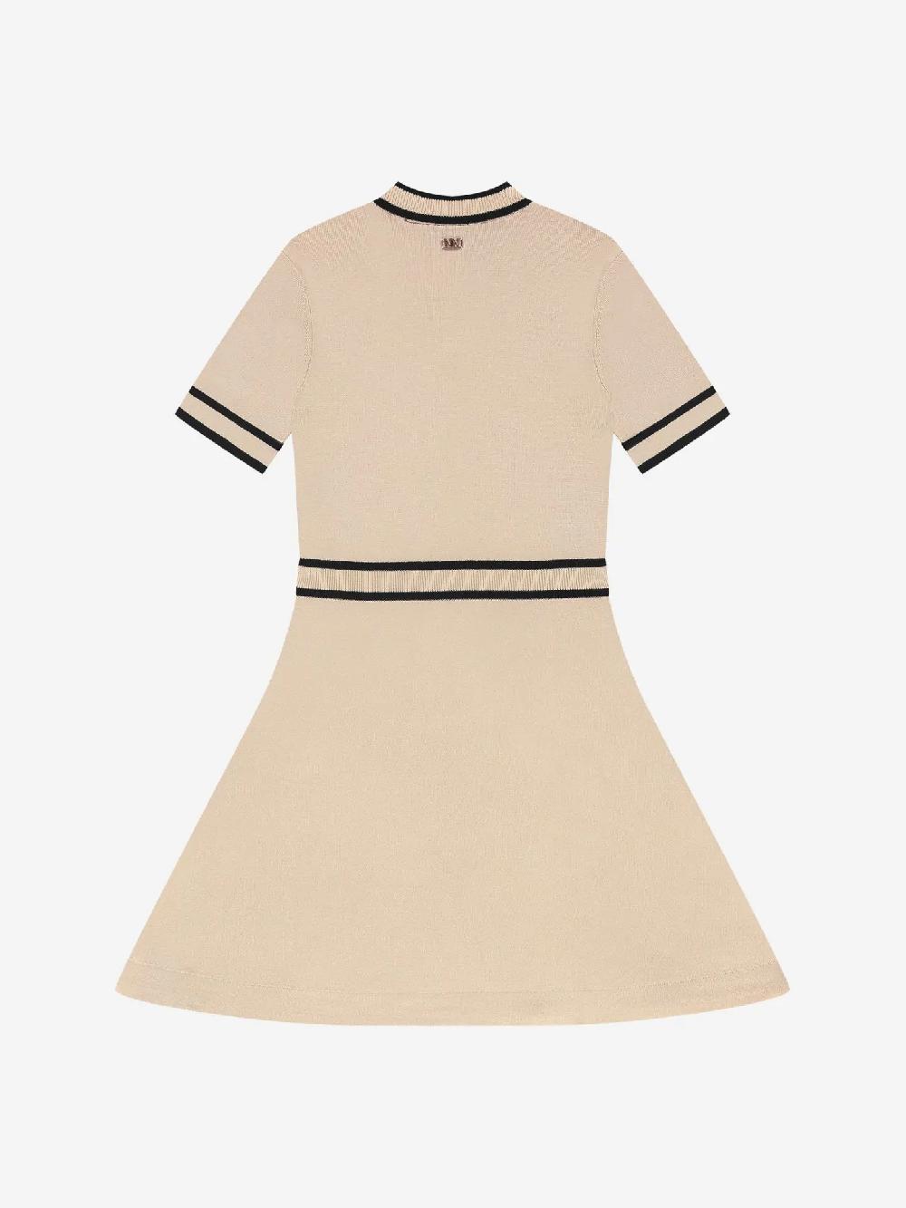 Nikkie A-lijn Jurk Met Zwarte Contrastbiezen