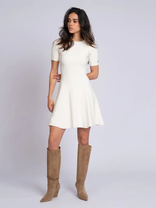 Nikkie Aansluitende A-lijn Jurk