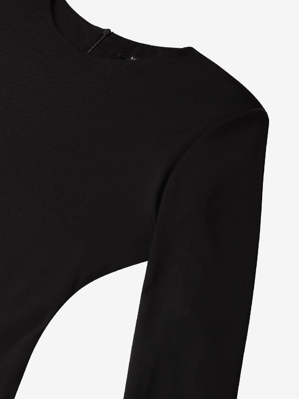 Nikkie Aansluitende Body Met Ketting Detail