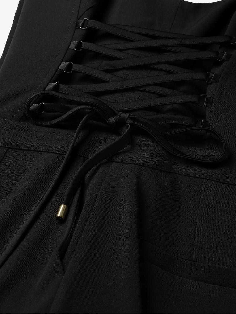 Nikkie Aansluitende Jumpsuit Met Veter Details