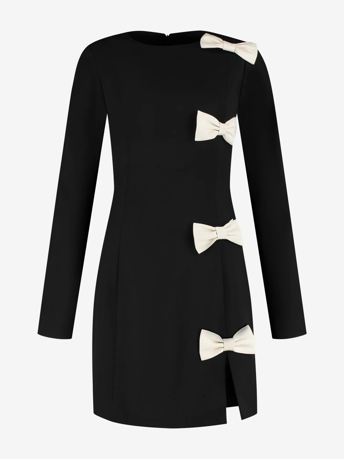 Nikkie Aansluitende Jurk Met Strikjes En Een Split