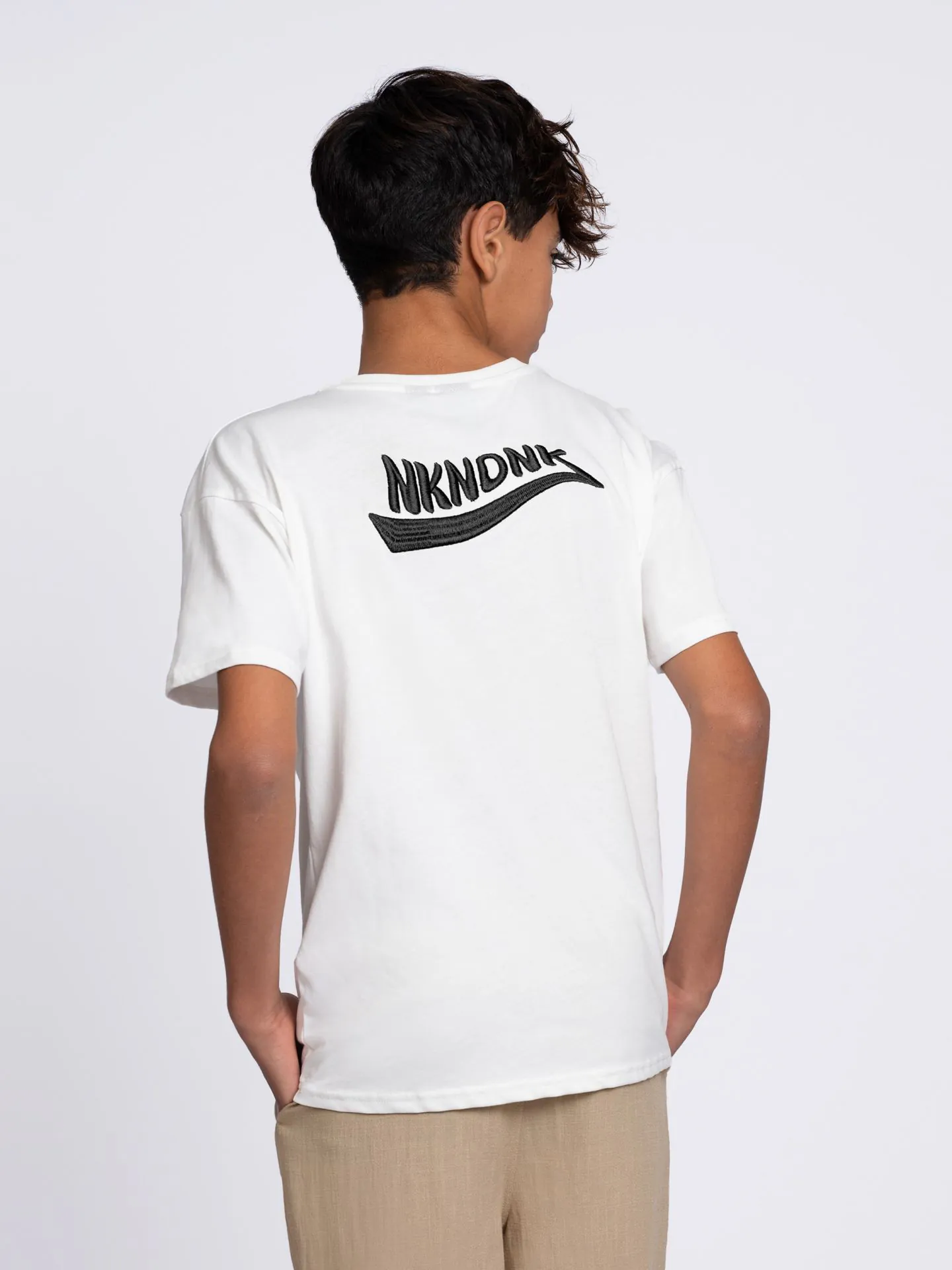 Nikkie Basic T-shirt Met Geborduurd Logo