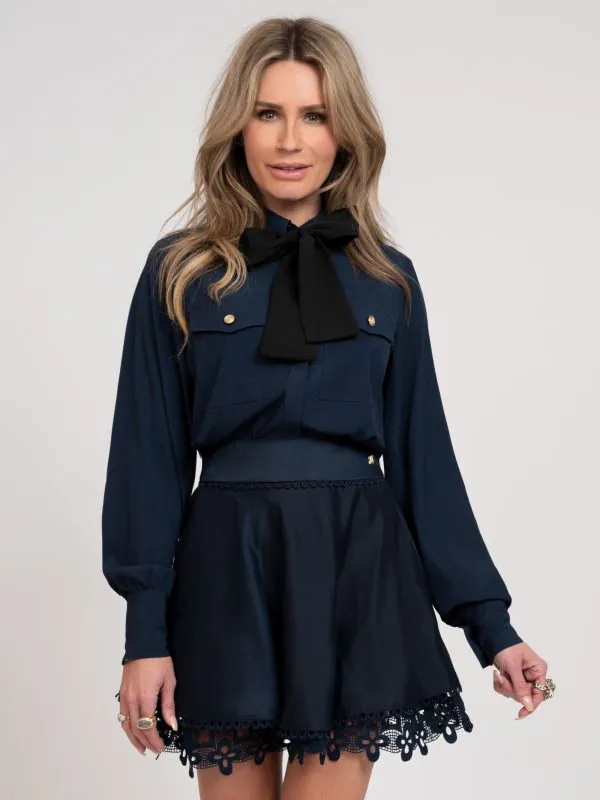 nikkie Blouse met strikkoord