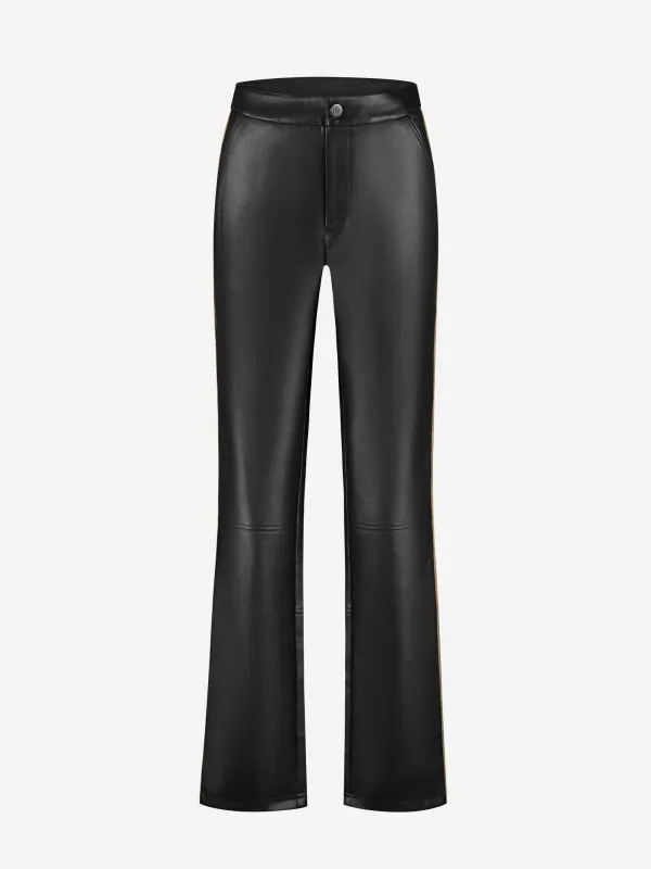 nikkie Broek van imitatieleer met bies aan zijkant