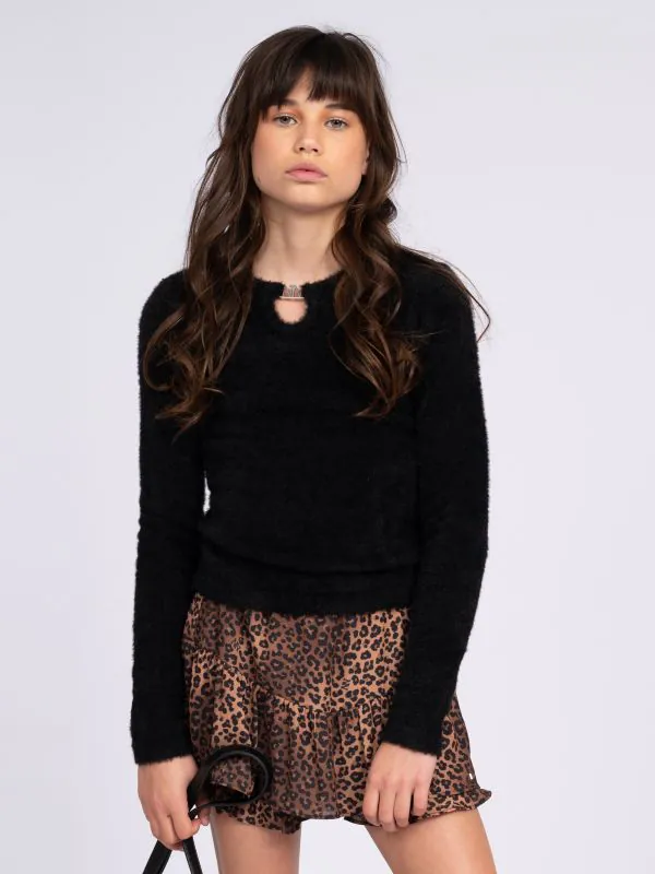 nikkie Fluffy trui met detail bij hals