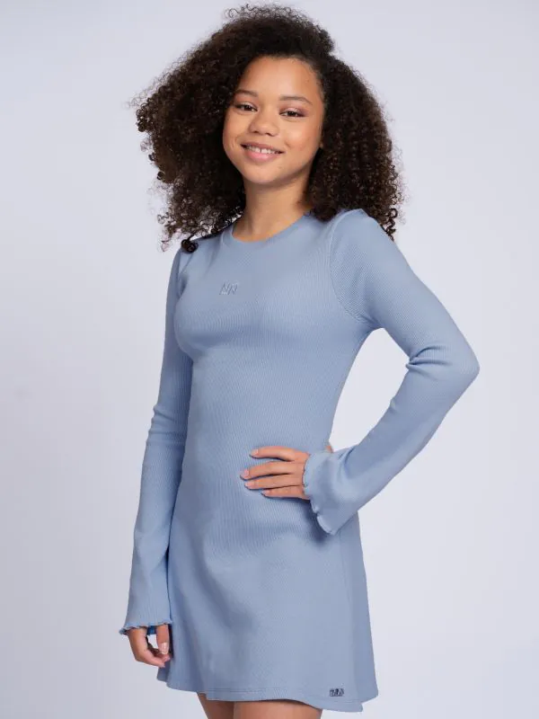 nikkie Geribbelde A-lijn jurk met flared mouwen