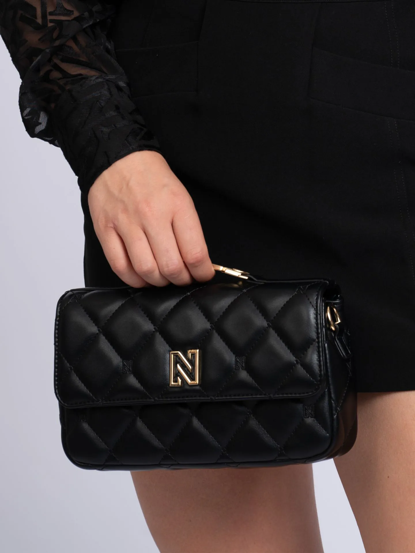 Nikkie Gewatteerde Clutch Met Hengsel En N-logo