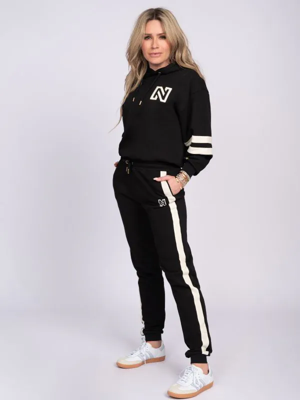 nikkie Joggingbroek met strepen aan zijkant