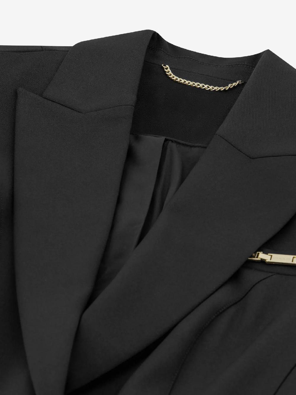Nikkie Klassieke Blazer Met Ketting Detail