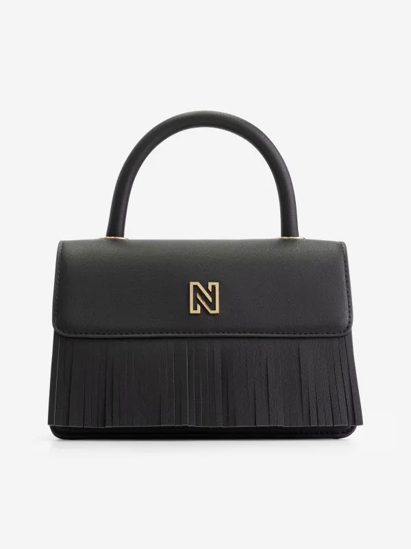 nikkie Kleine schoudertas met franjes en logo