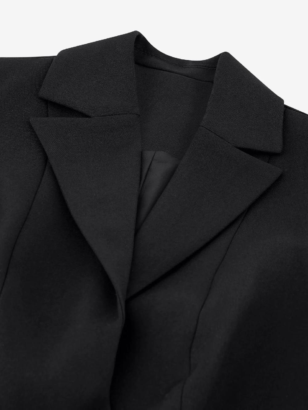 Nikkie Kort Gilet Met Overslag En N-knopen