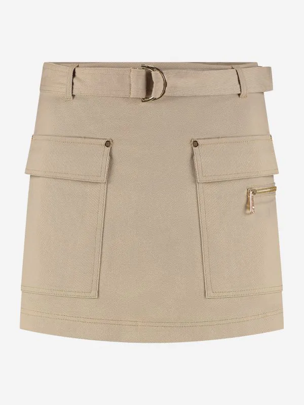 nikkie Korte denim skort met riem en klepzakken