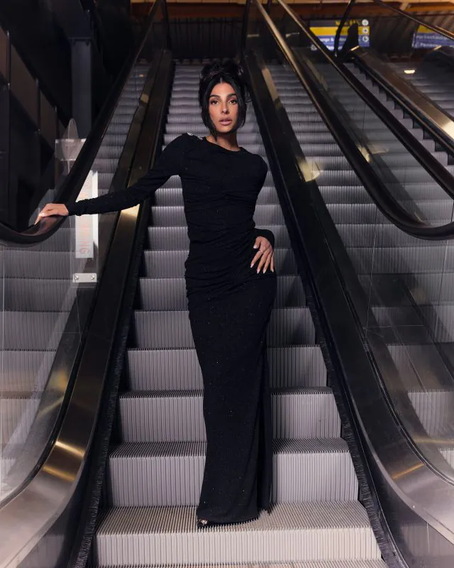 Nikkie Lange Glitter Jurk Met Split