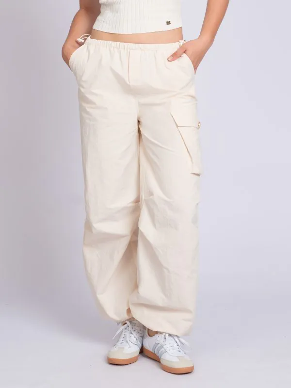 nikkie Losvallende parachute broek met trekkoorden