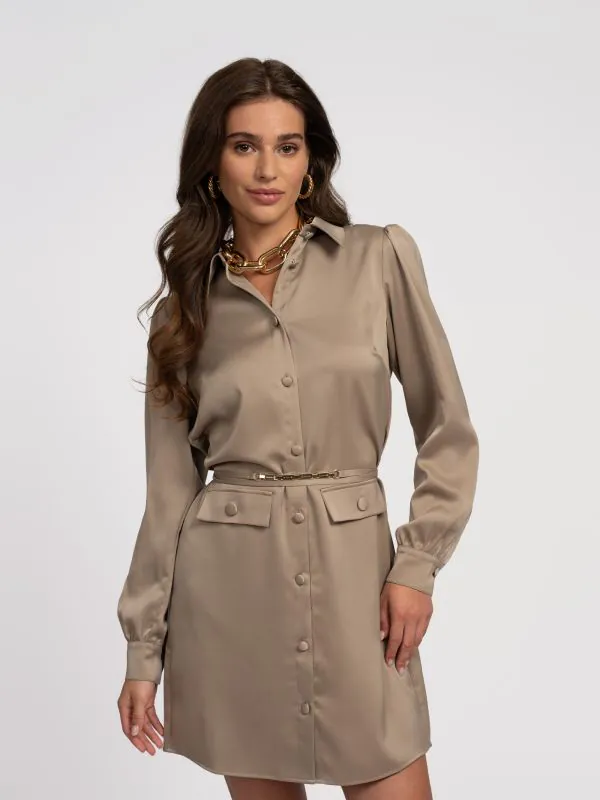 nikkie Satijnen jurk met ceintuur