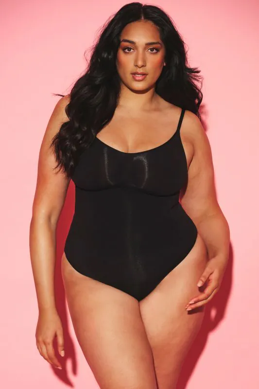 Nikkie String Body Met Verstelbare Schouderbandjes