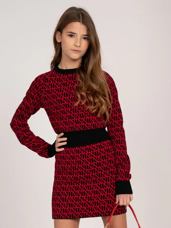 nikkie Trui met logo patroon