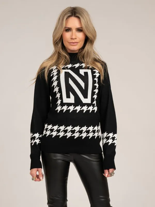 nikkie Trui met N-logo patroon