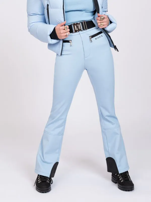 nikkie Ski broek met flared pasvorm en verstelbare riem