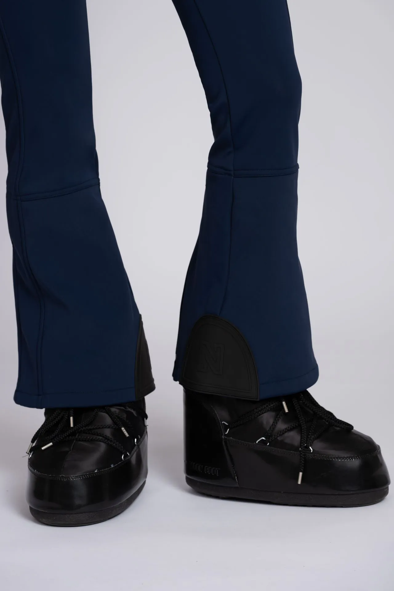 Nikkie Ski Broek Met Flared Pasvorm En Verstelbare Riem