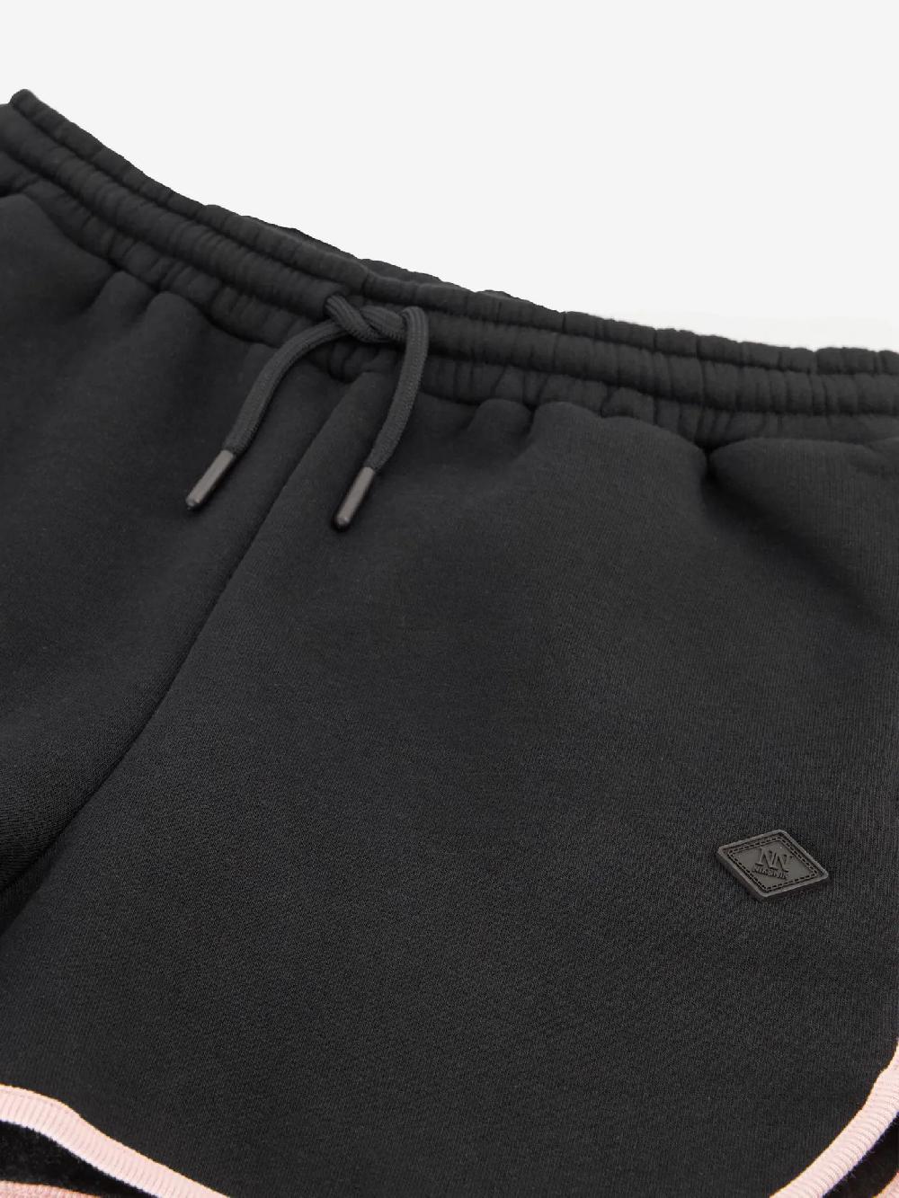 Nikkie Sweatshort Met Elastische Tailleband En Roze Accenten