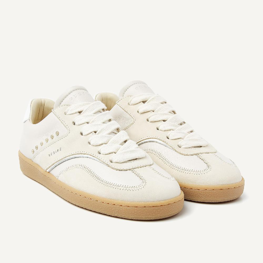 Nubikk Ray Owen Studs Beige Sneakers Voor Dames