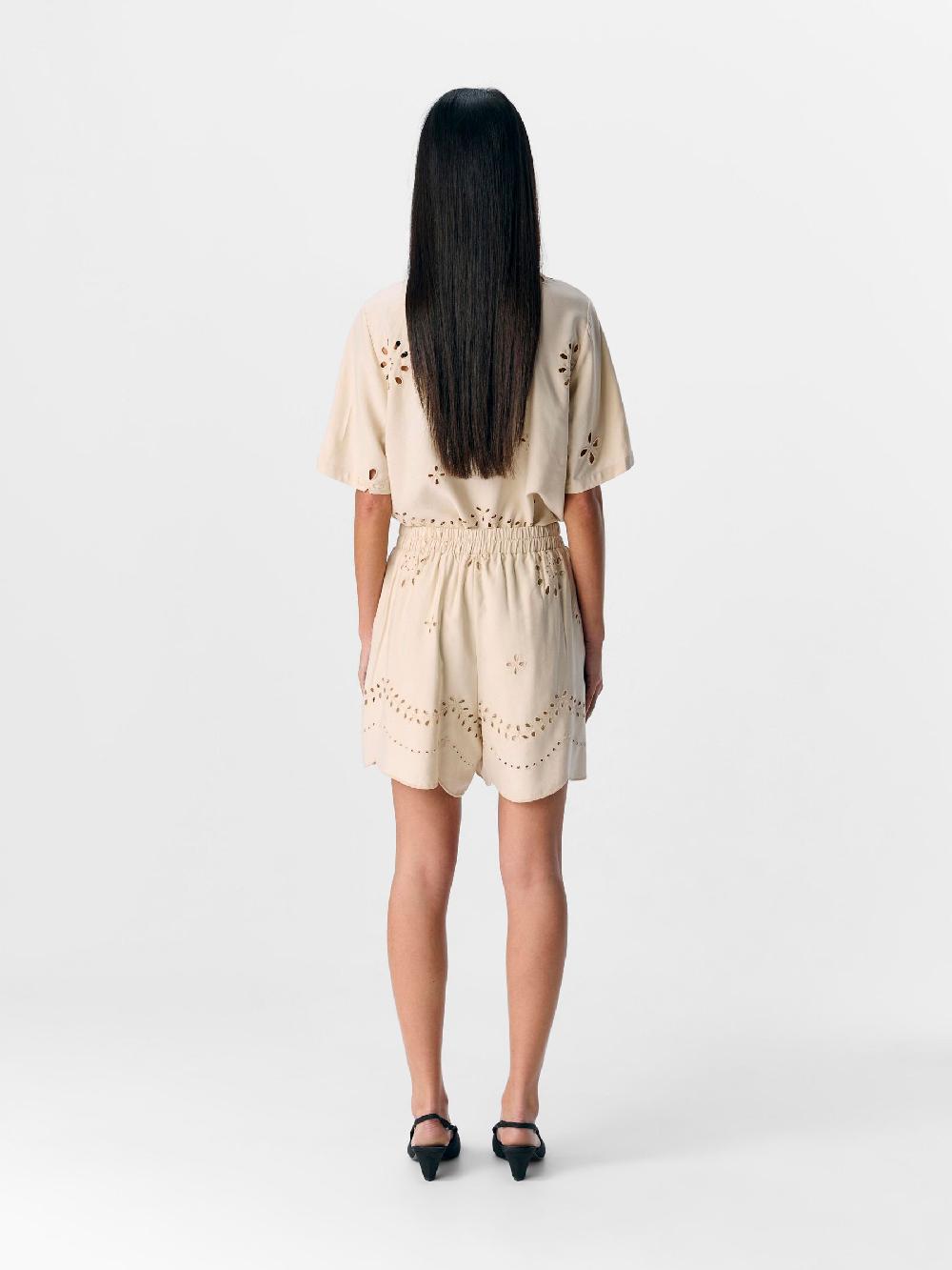 Object Petite BRODERIE ANGLAISE SHORTS