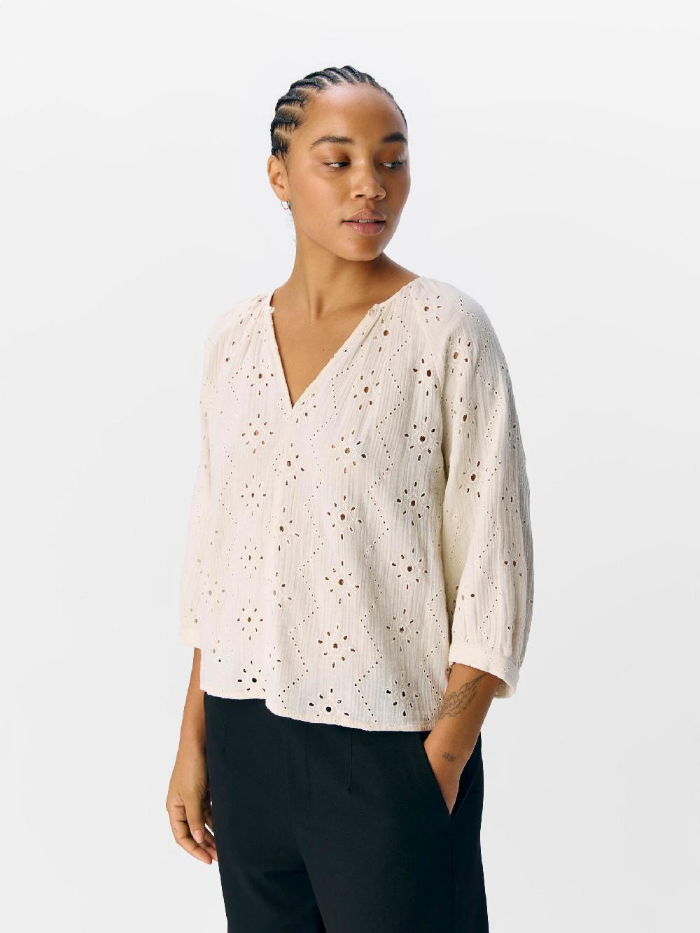 Object Petite BRODERIE ANGLAISE TOP