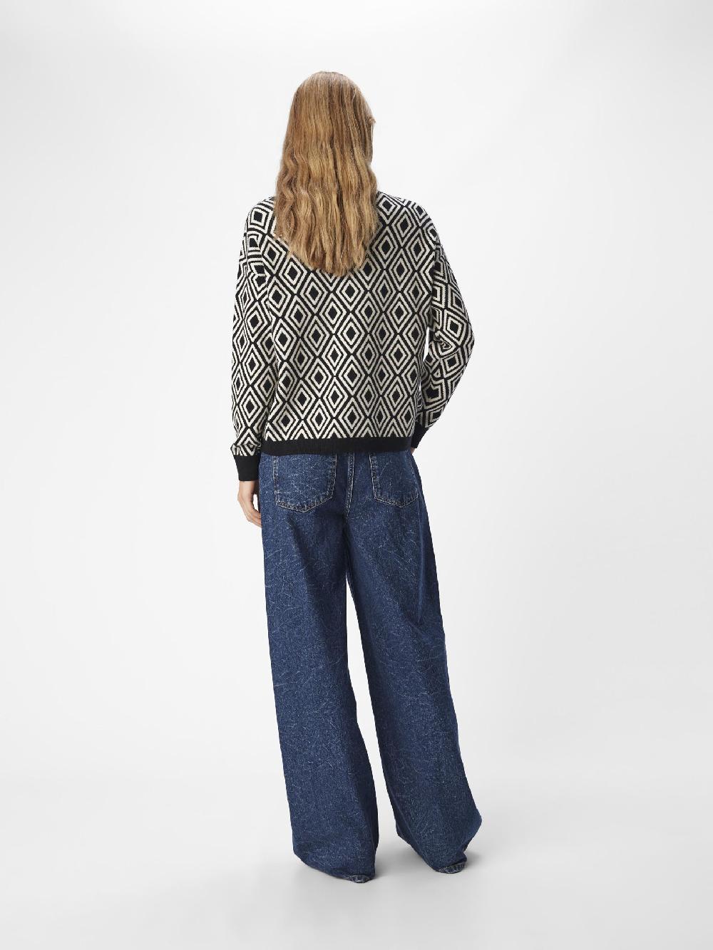 Object Petite GEBREID TRUI