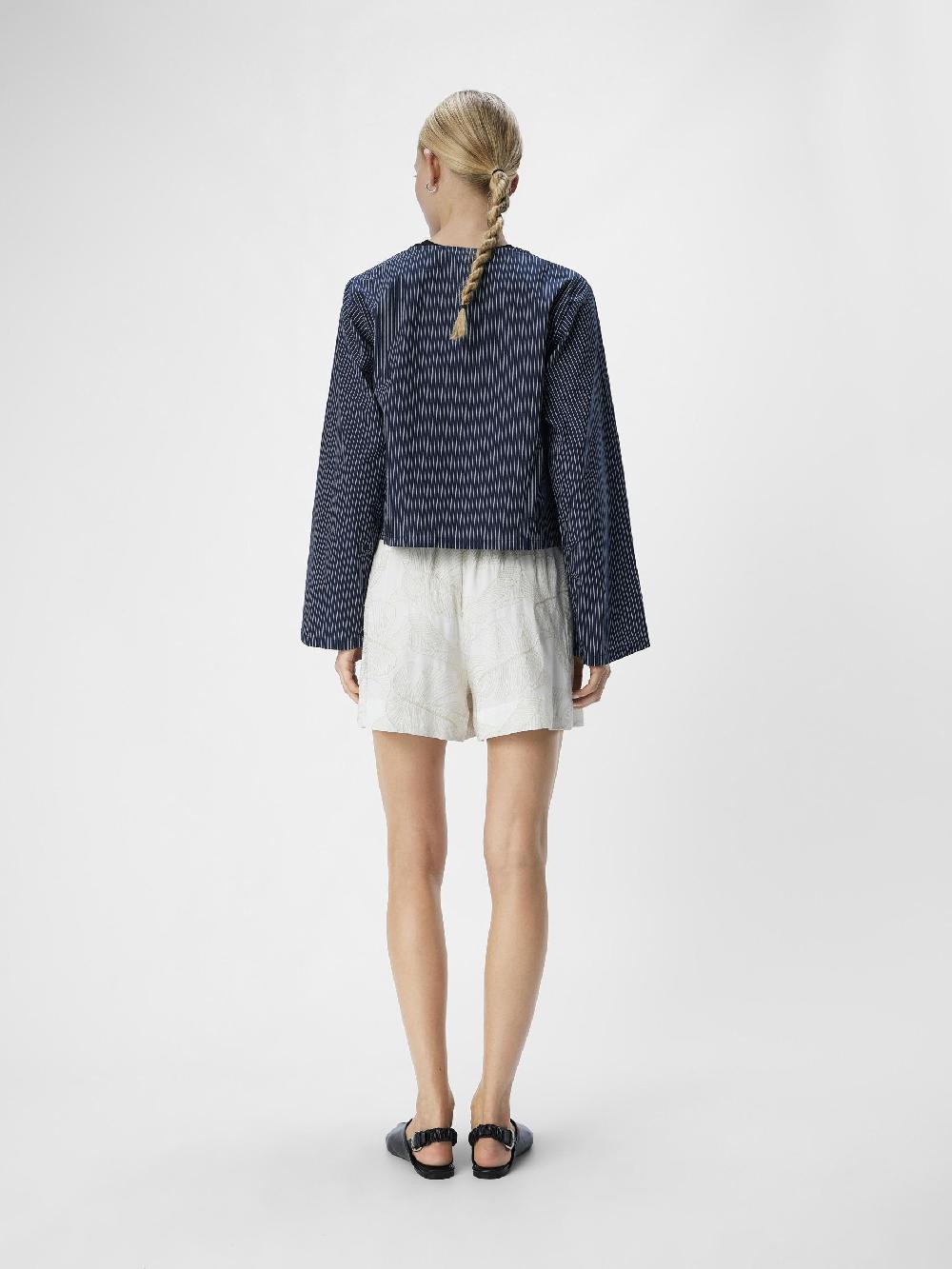 Object Petite HIGH-WAIST SHORTS