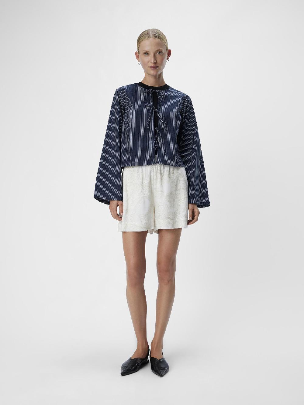 Object Petite HIGH-WAIST SHORTS