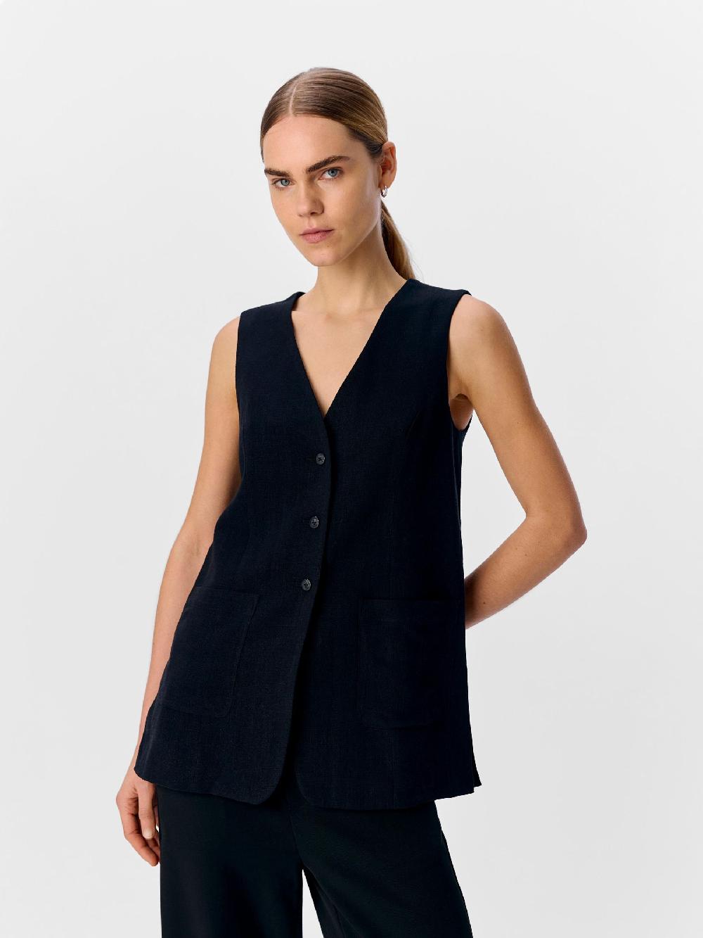 Object Petite LANG MODEL GILET