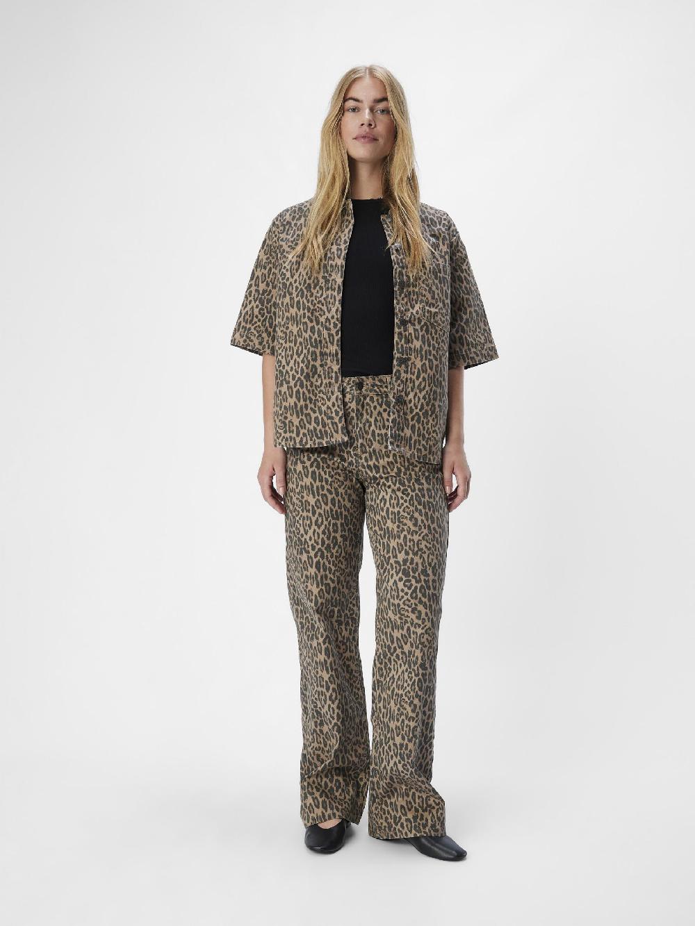 Object Petite LUIPAARDPRINT WIDE LEG JEANS