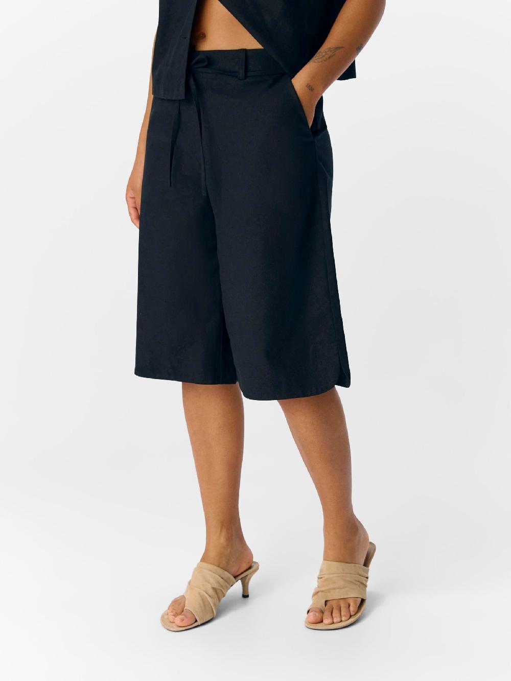 Object Petite TAILORED BERMUDA SHORT