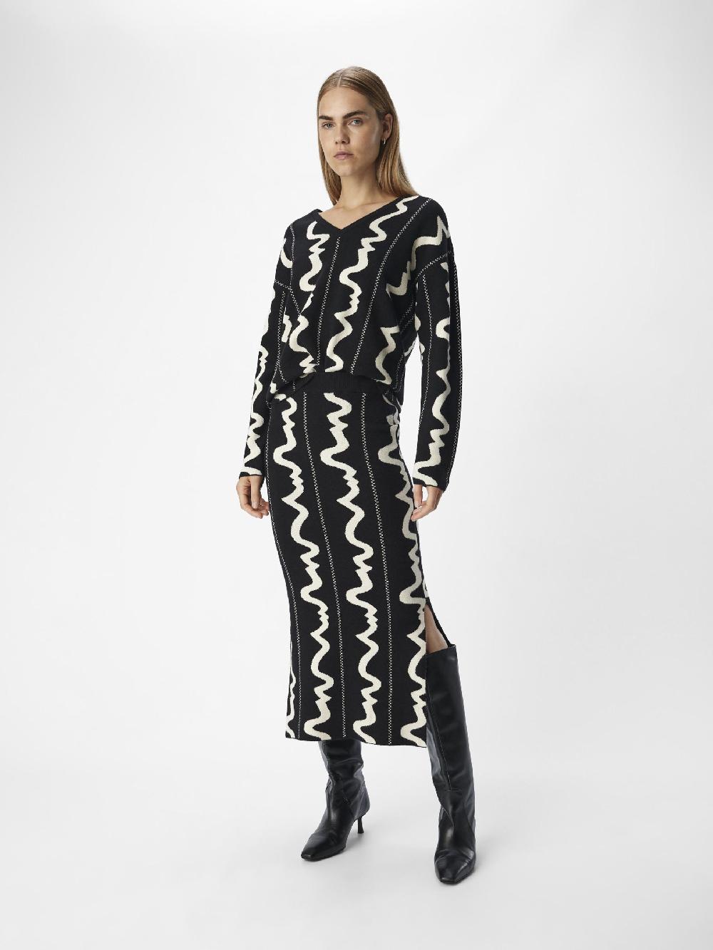 Object Petite V-HALS TRUI