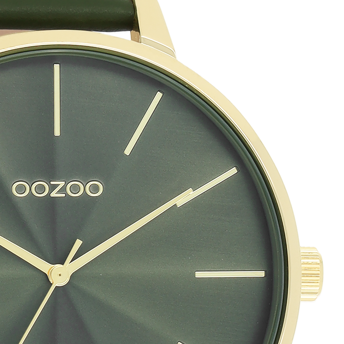 Oozoo Goudkleurige OOZOO Horloge Met Bos Groene Leren Band - C11257