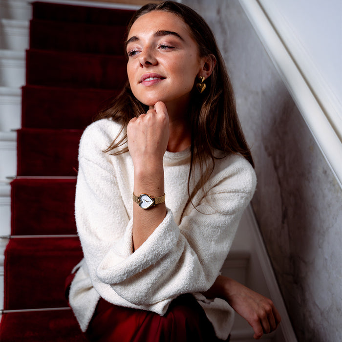 oozoo Goudkleurige OOZOO horloge met metalen mesh armband - C11415