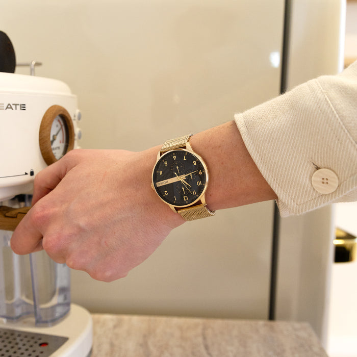 Oozoo Goudkleurige OOZOO Horloge Met Metalen Mesh Armband - C11302