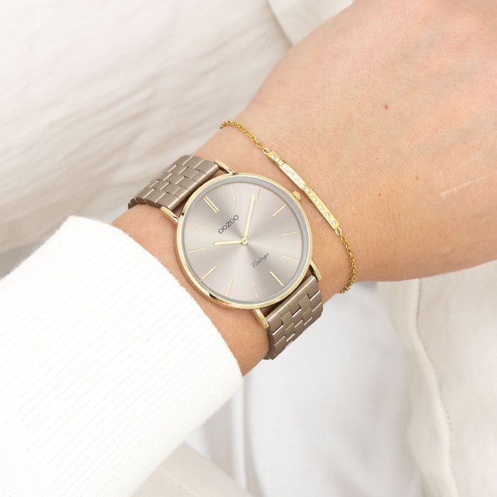 Oozoo Goudkleurige OOZOO Horloge Met Taupe Roestvrijstalen Armband - C20404