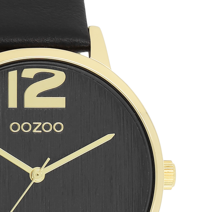 Oozoo Goudkleurige OOZOO Horloge Met Zwarte Leren Band - C11239