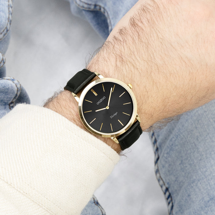 Oozoo Goudkleurige OOZOO Horloge Met Zwarte Leren Band - C20389