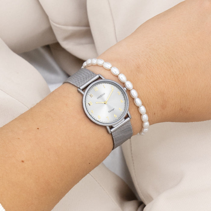 Oozoo Licht Grijze OOZOO Horloge Met Metalen Mesh Armband - C20381