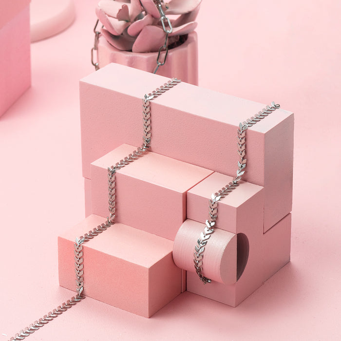 Oozoo Zilverkleurige Ketting Met V-schakel